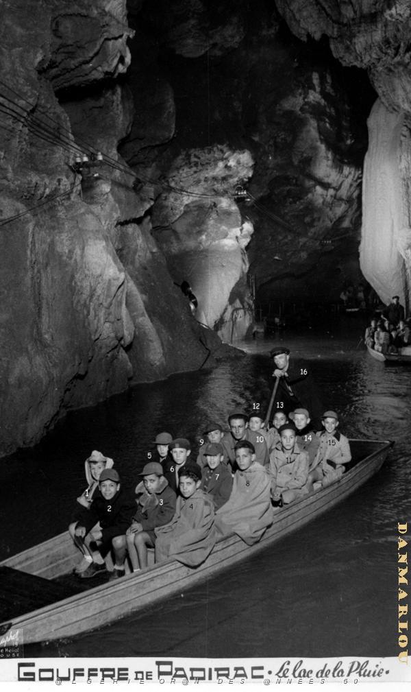 VILLE D ORAN CHATEAU DE LERIET 1955 VISITE DANS LE GOUFFRE DE PADIRAC.JPG